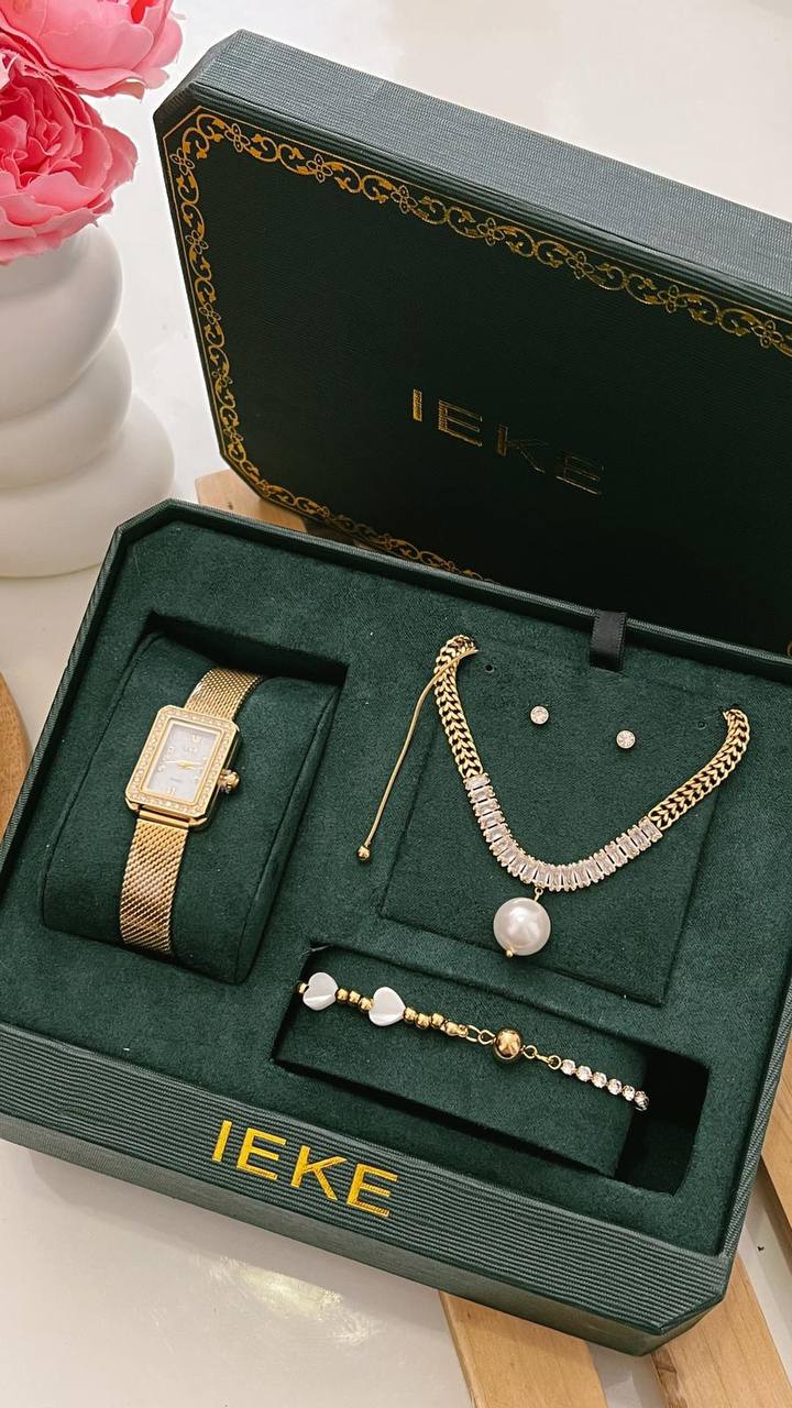 طقم نسائي - IEKE