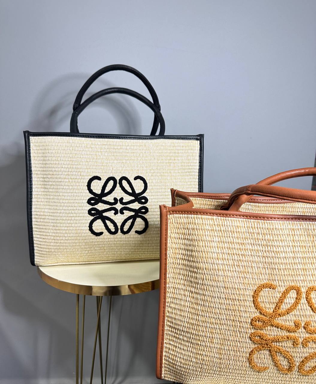 شنطة نسائية - LOEWE