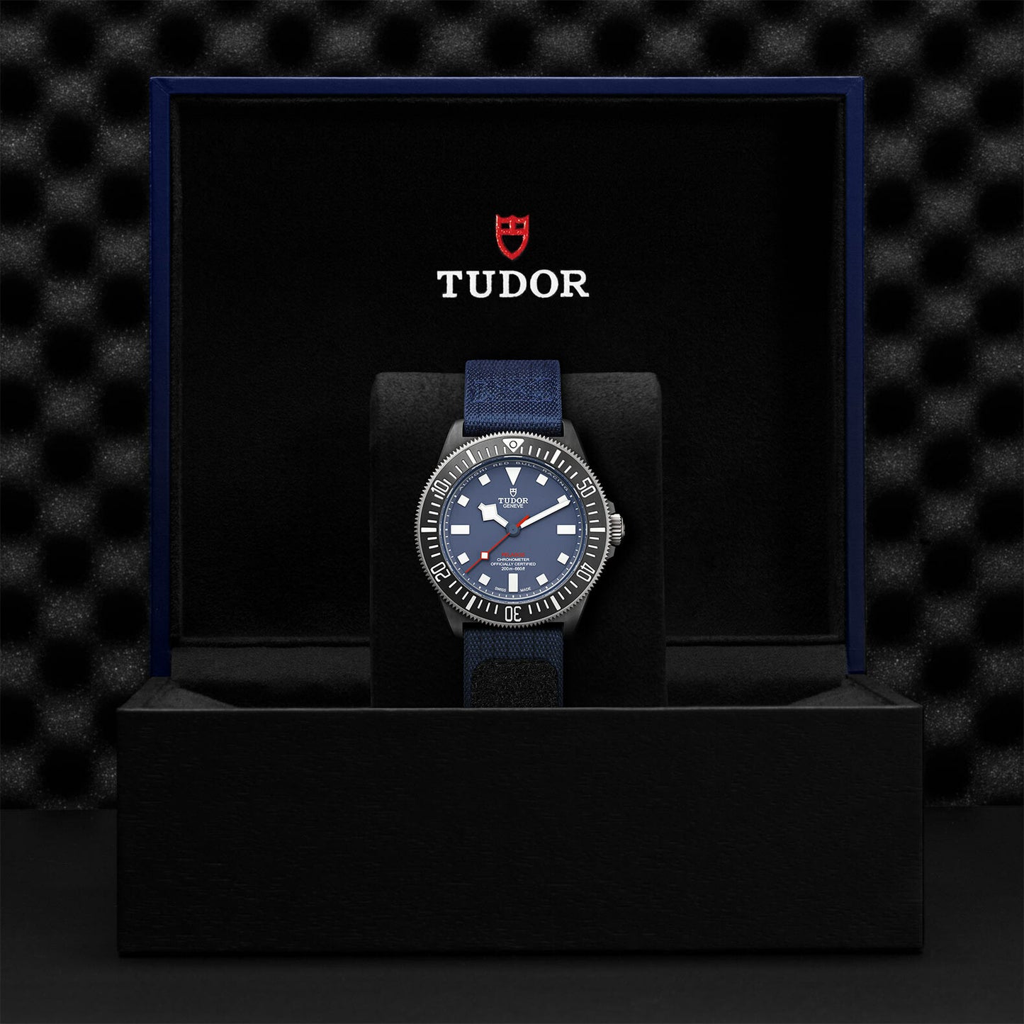 Men's Watch - TUDOR Pelagos FXD watch, titanium bezel black carbon insert, fabric strap