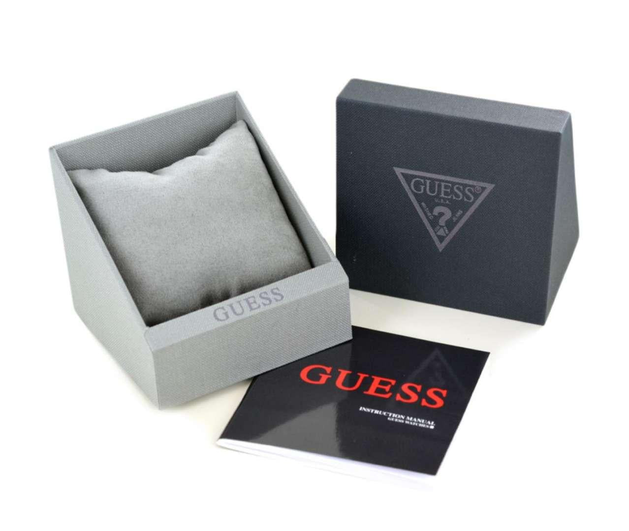ساعة نسائية - GUESS