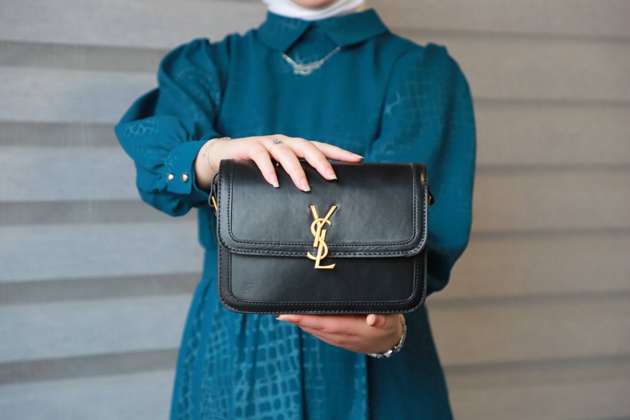 شنطة نسائية - YSL