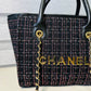 شنطة نسائية - CHANEL