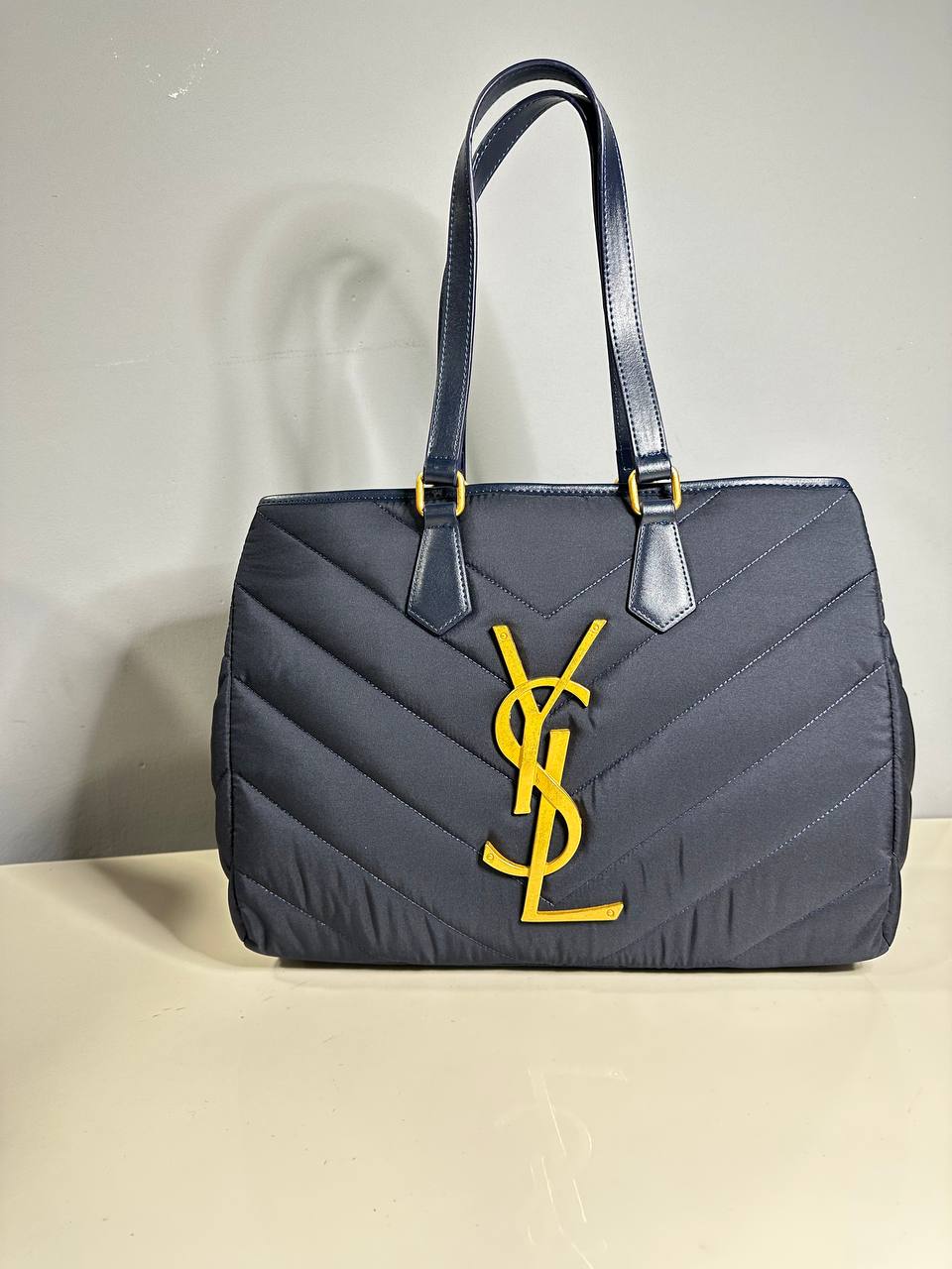 شنطة نسائية - YSL