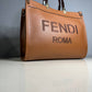 شنطة نسائية - FENDI