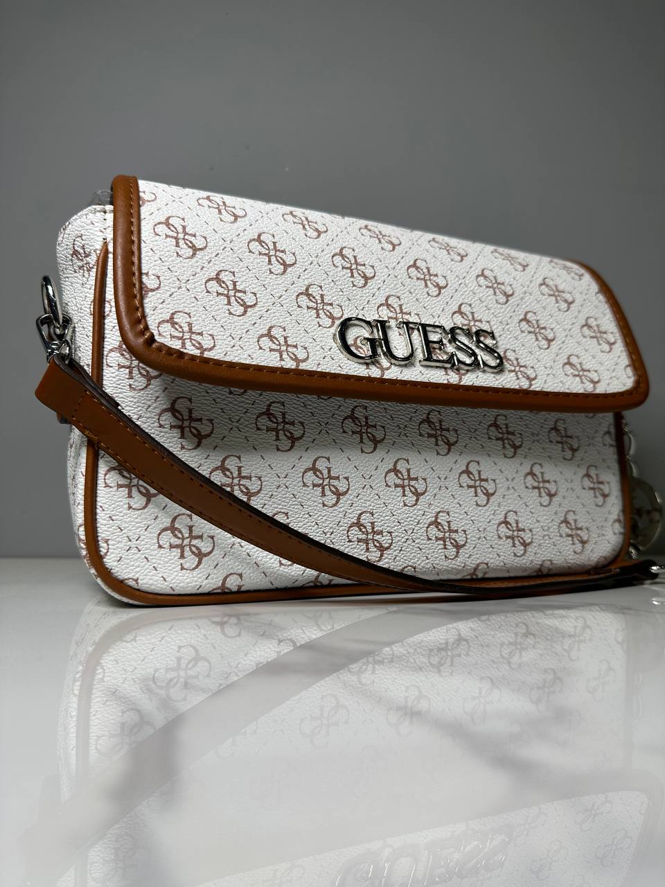 Women's crossbody bag - GUESS 