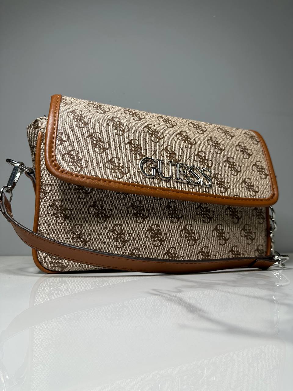 Women's crossbody bag - GUESS 