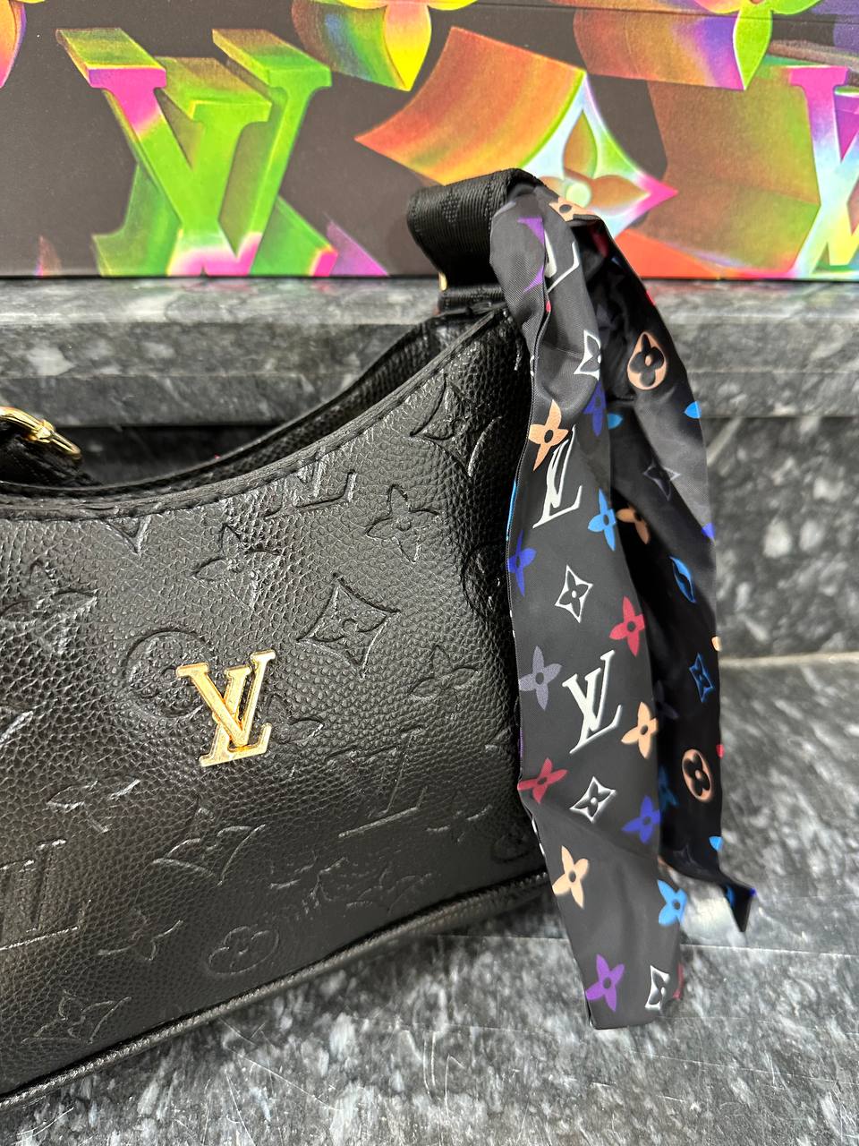 شنطة كروس نسائية - LOUIS VUITTON