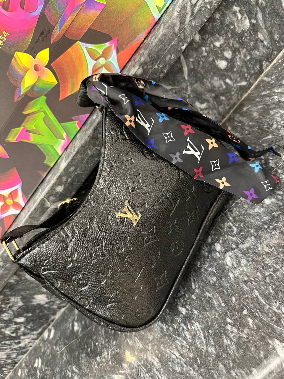 شنطة كروس نسائية - LOUIS VUITTON