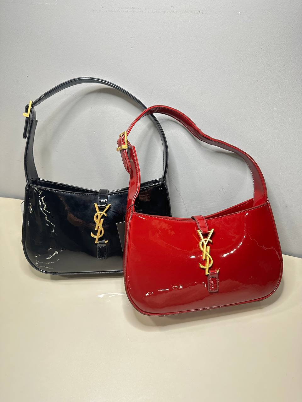 شنطة كروس نسائية - YSL