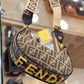 شنطة كروس نسائية - FENDI