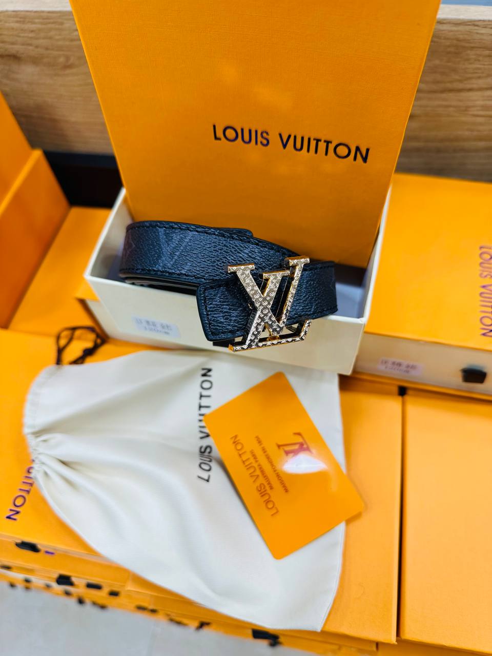 حزام نسائي - LOUIS VUITTON