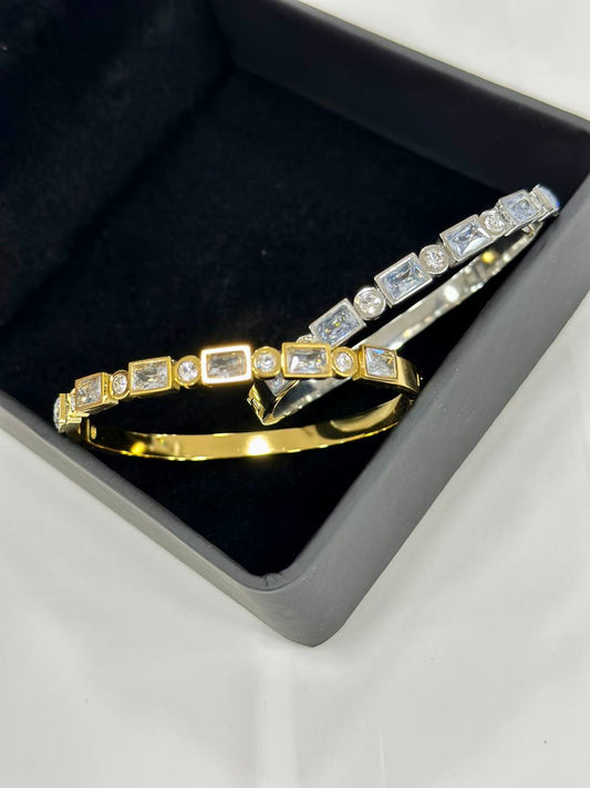 Women's bangle bracelets