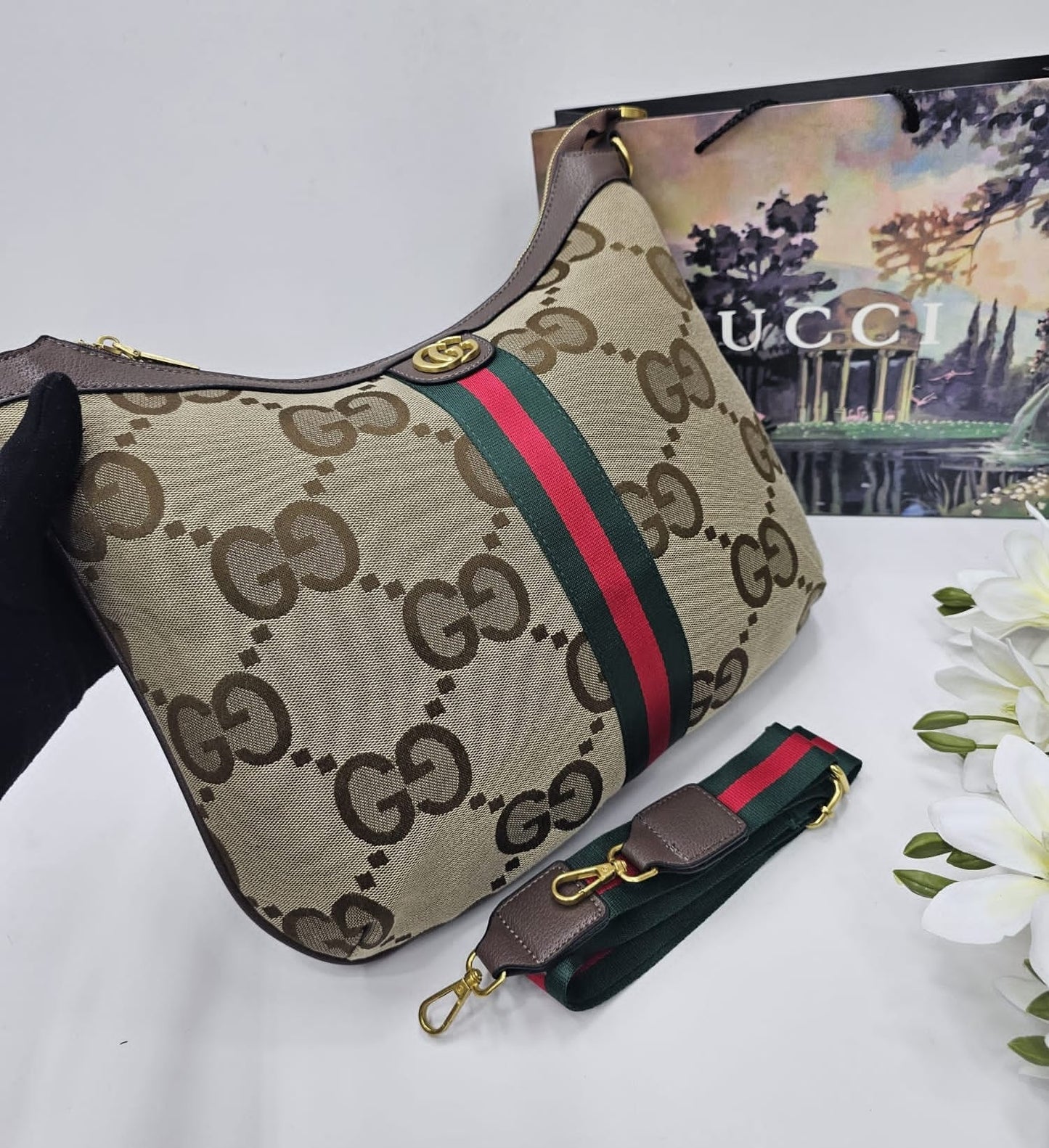 Large size women's bag - GUCCI 