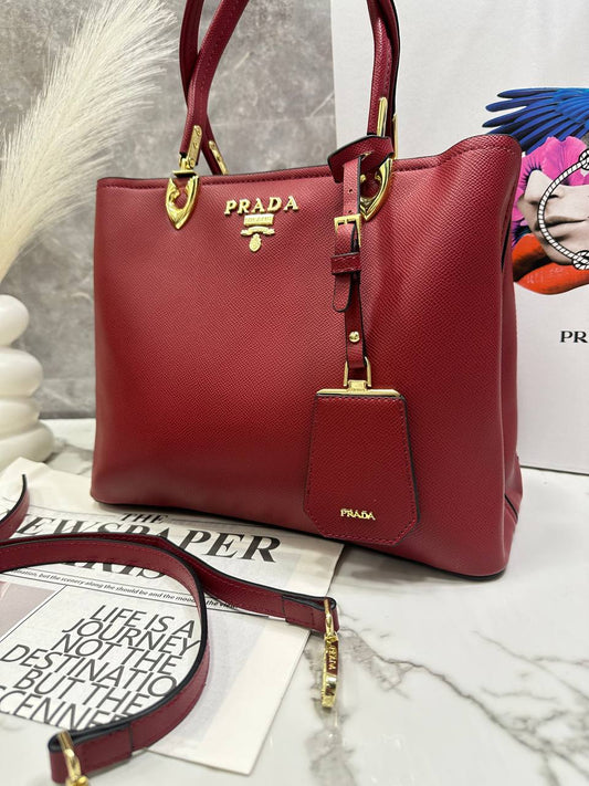 شنطة نسائية ماستر كواليتي شامل العلبة - PRADA