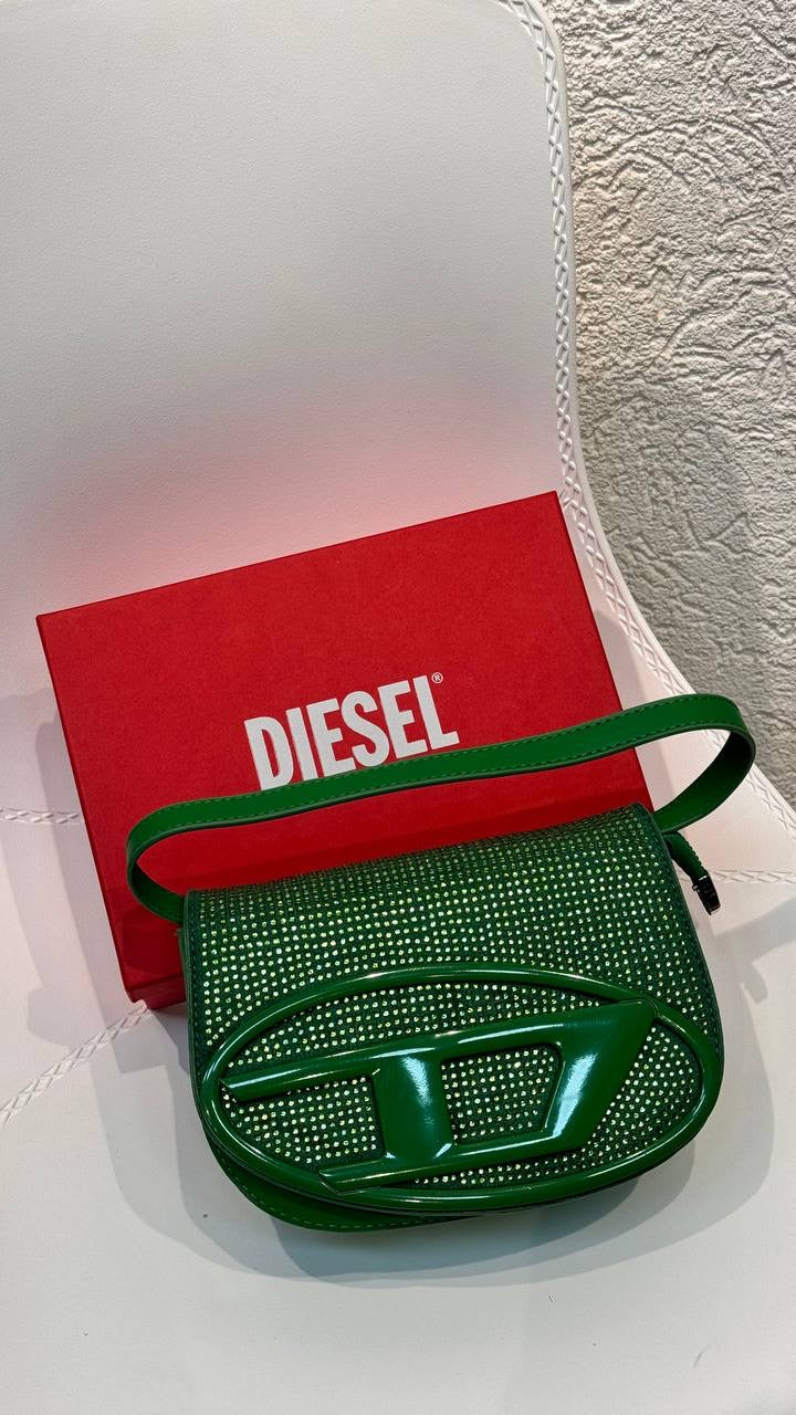 كروس مع سترس ديزل - متوفرة بعدة اللوان - Diesel