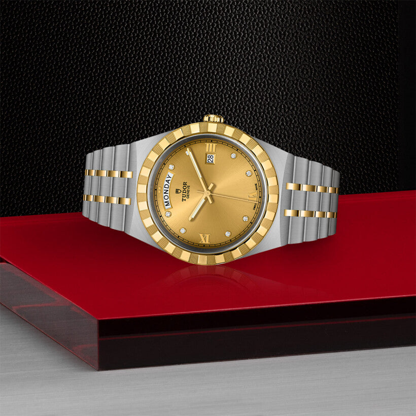 ساعة يد رجالية - TUDOR Royal 41 mm steel case, yellow gold bezel watch