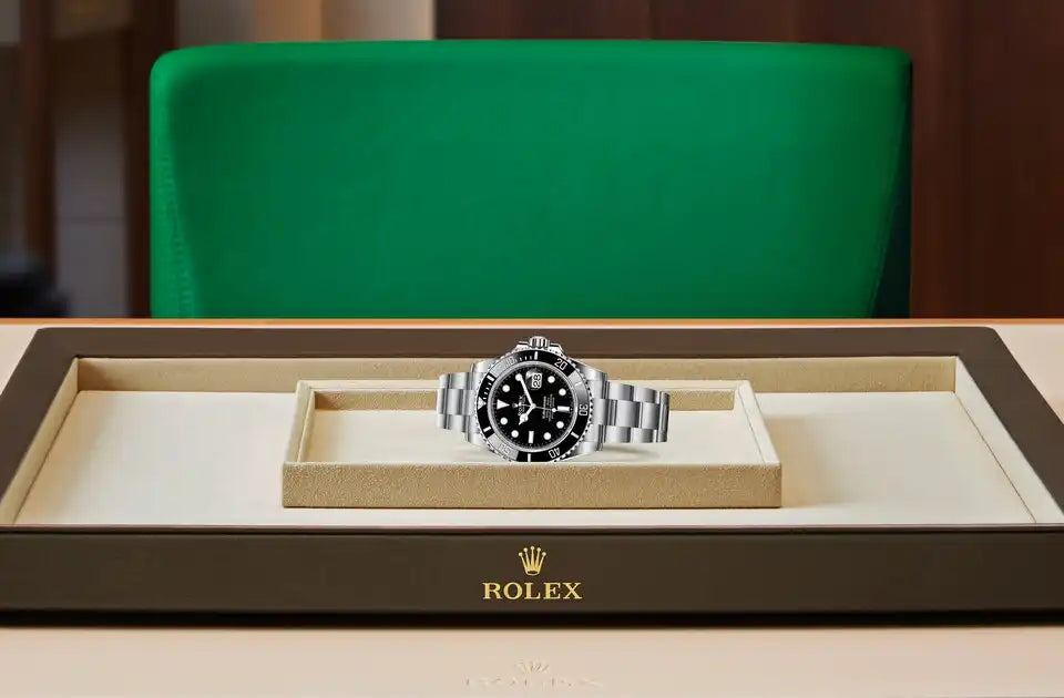 Rolex Submariner Date watch: Oystersteel